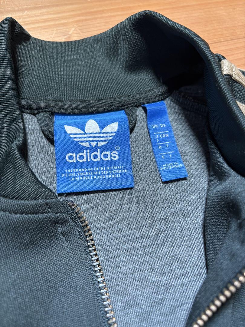 adidas トラックジャケット　モスグリーン　カーキ　トレフォイルロゴ