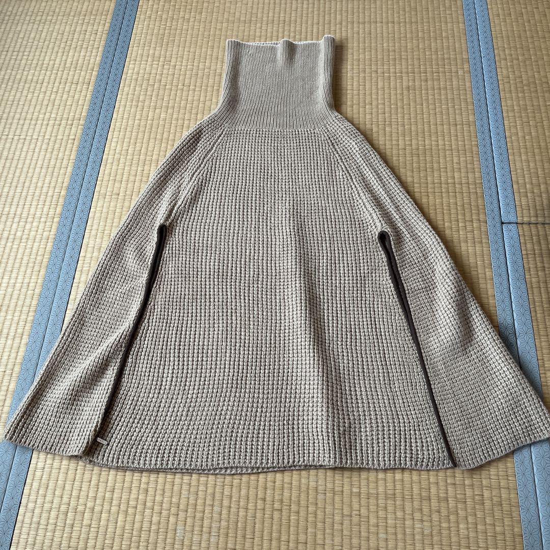 POLO LAUREN ベージュ ニット タートルネック サイドスリットポンチョ