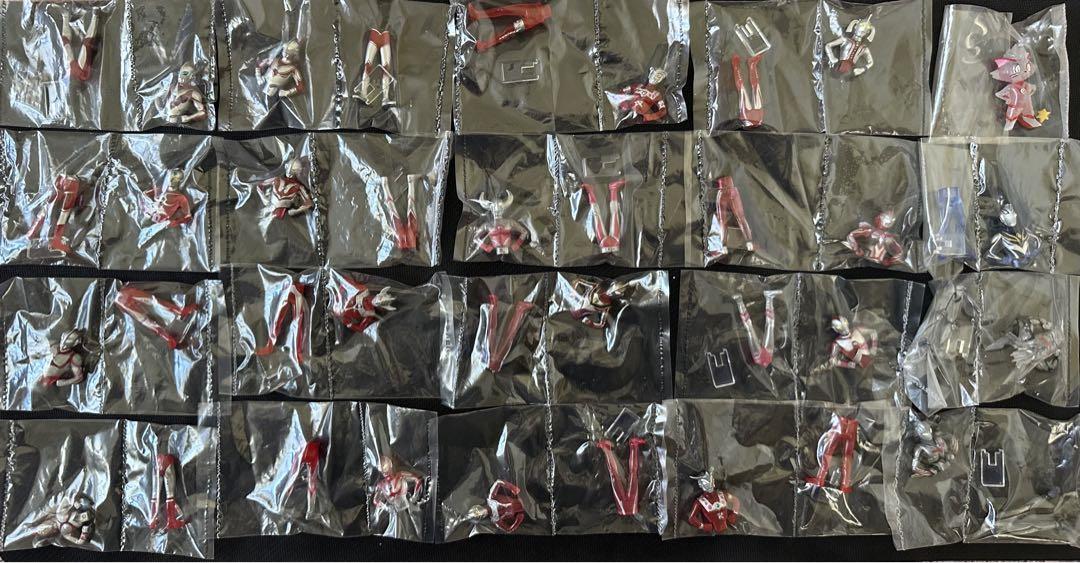 ウルトラマン　ワンダーカプセル　限定クリアバージョン　19種類
