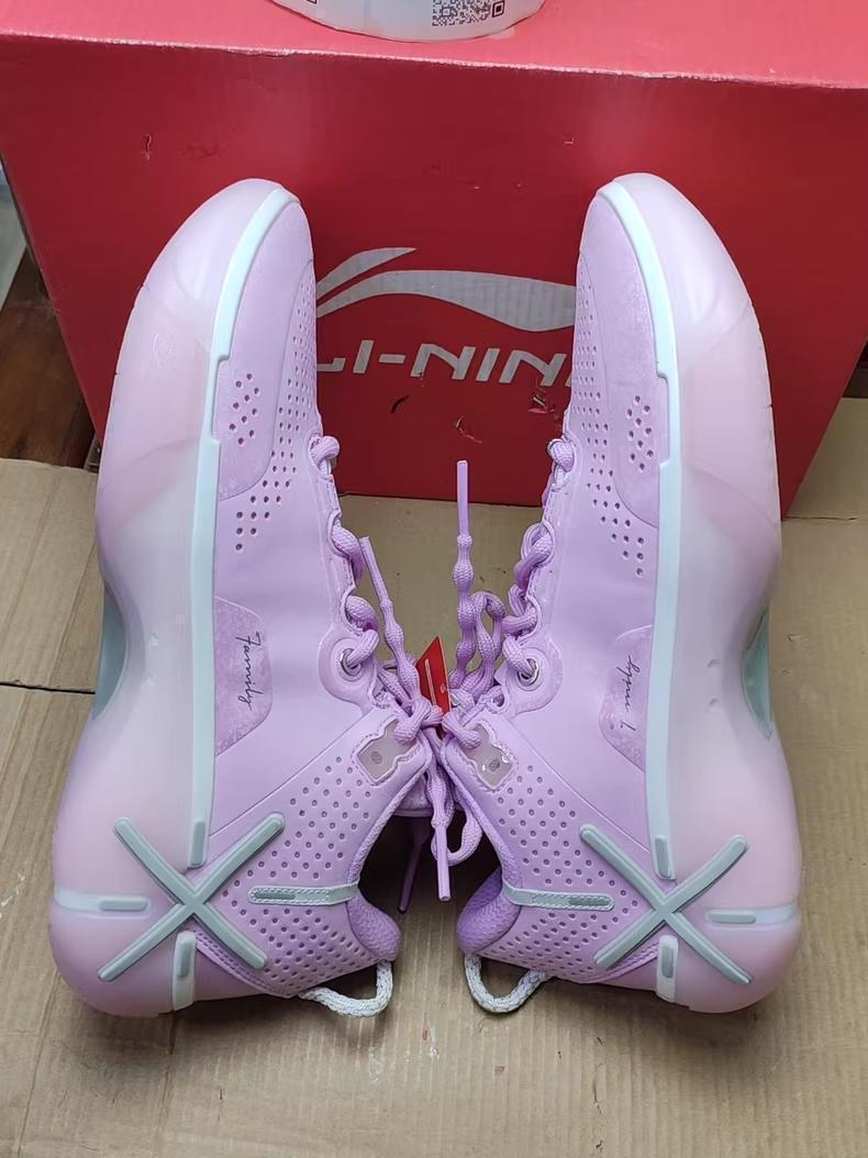 シューズ(男性用) Wade Shadow 6 US10.5