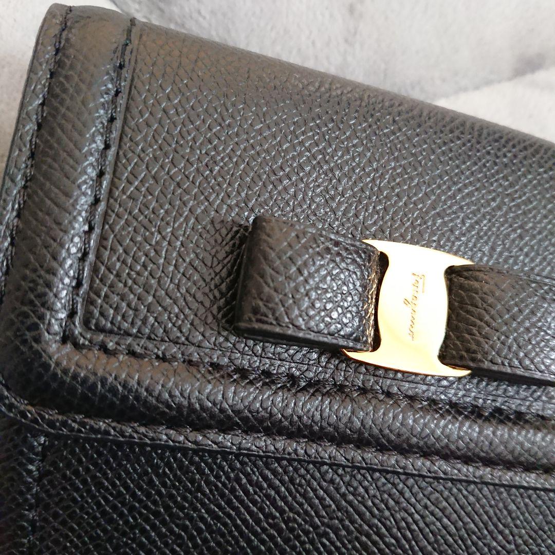 ☆送料関税込☆FERRAGAMO 2つ折り財布 ブラック レディース☆ Salvatore Ferragamo フェラガモ FERRAGAMO 財布 二つ折り財布