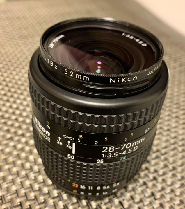 Nikon AF NIKKOR 28-70mm f3.5-4.5D