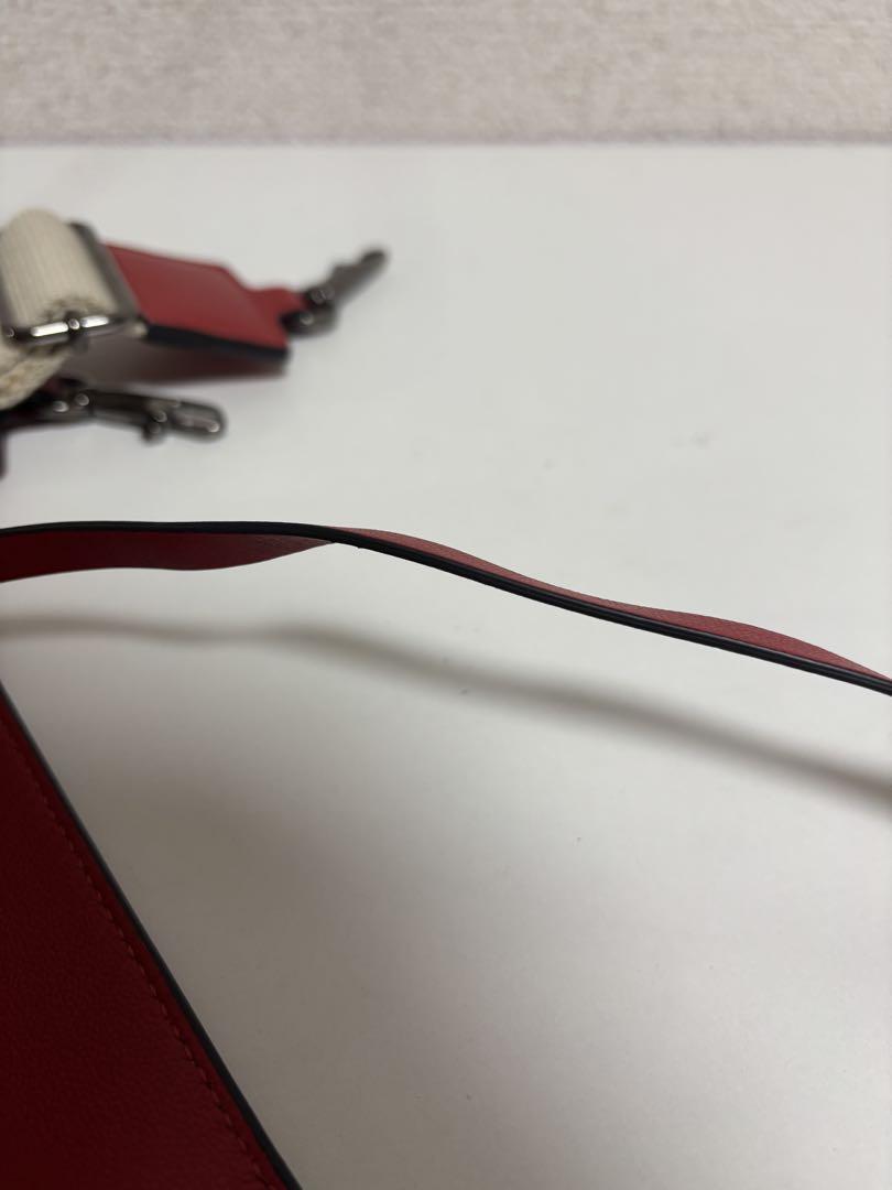 ヴァレンティノ アトリエバッグ 付属品 レッドポーチと