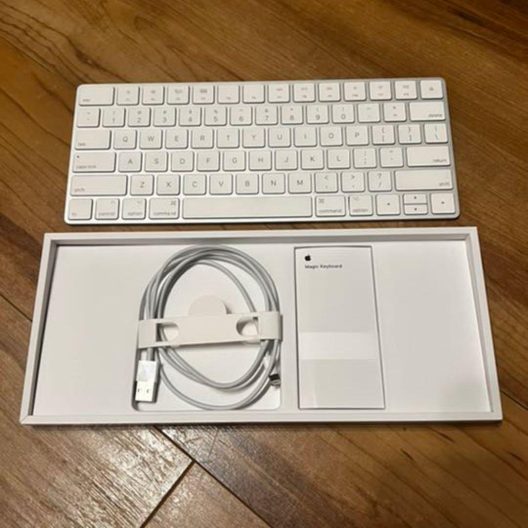 [美品] APPLE MAGIC KEYBOARD-US