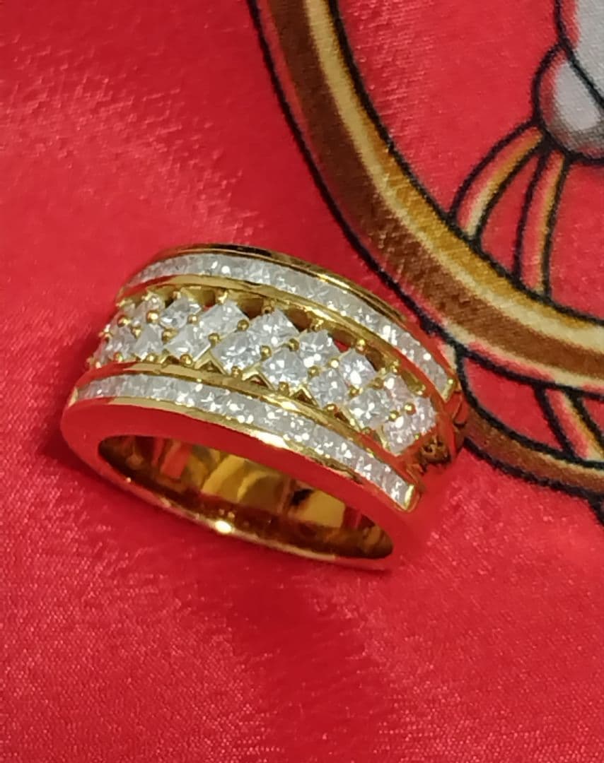 ダイヤモンドリング　指輪