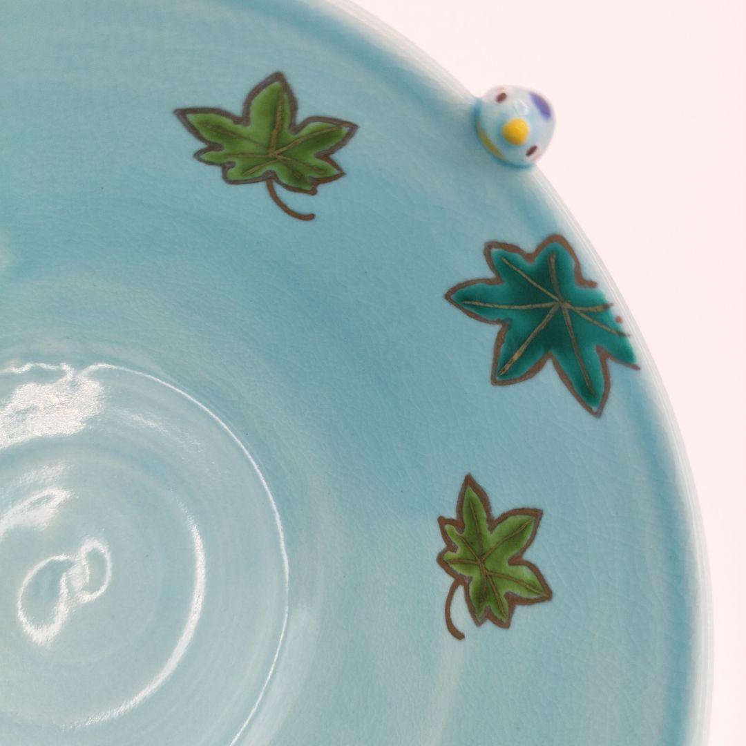 113 新品　茶碗　青釉「青楓に川蝉」　東山　深山　茶道