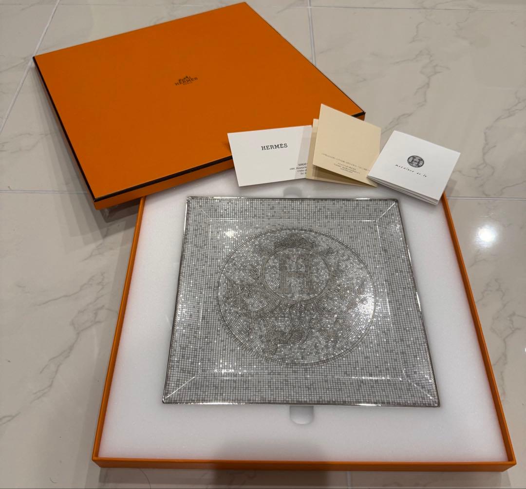 HERMES モザイクデザイン皿 エルメス モザイク スクエアプレート HERMES モザイクデザイン皿 エルメス モザイク スクエアプレート