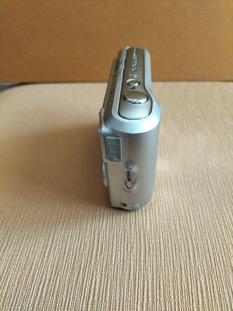 美品 Nikon COOLPIX L16 動作確認済み 単3電池使用