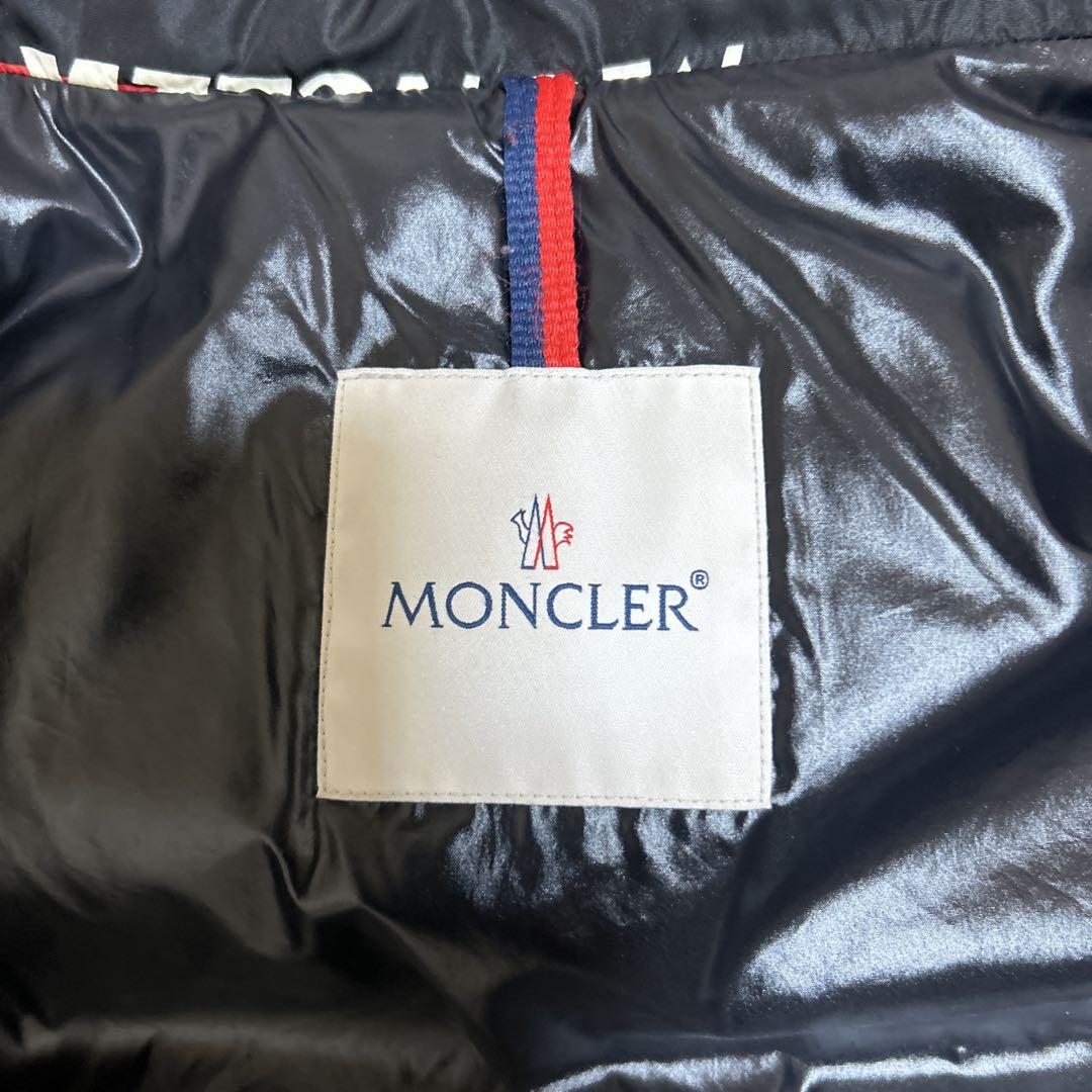 モンクレール MONCLER