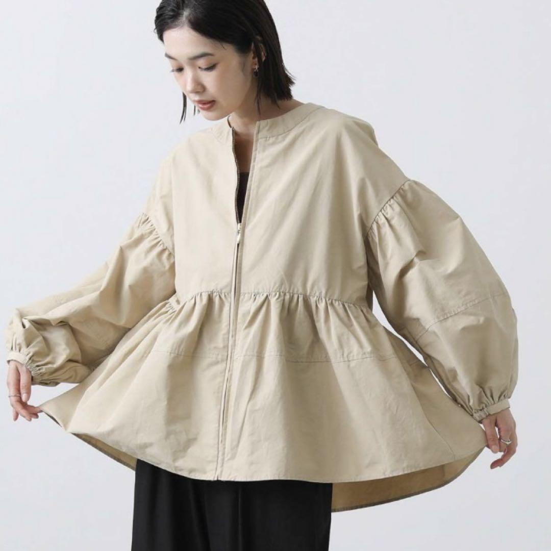 新品☆未使用　グレディブリリアン　ペプラムジャケット M ベージュ　ポワン袖