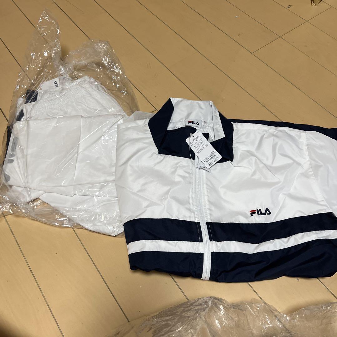 未開封FILA フィラ LL テニス ウォームアップ 上下セットアップ ホワイト