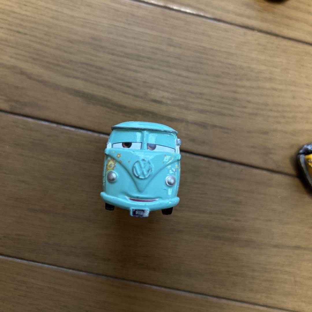 トミカ　カーズ　9台セット