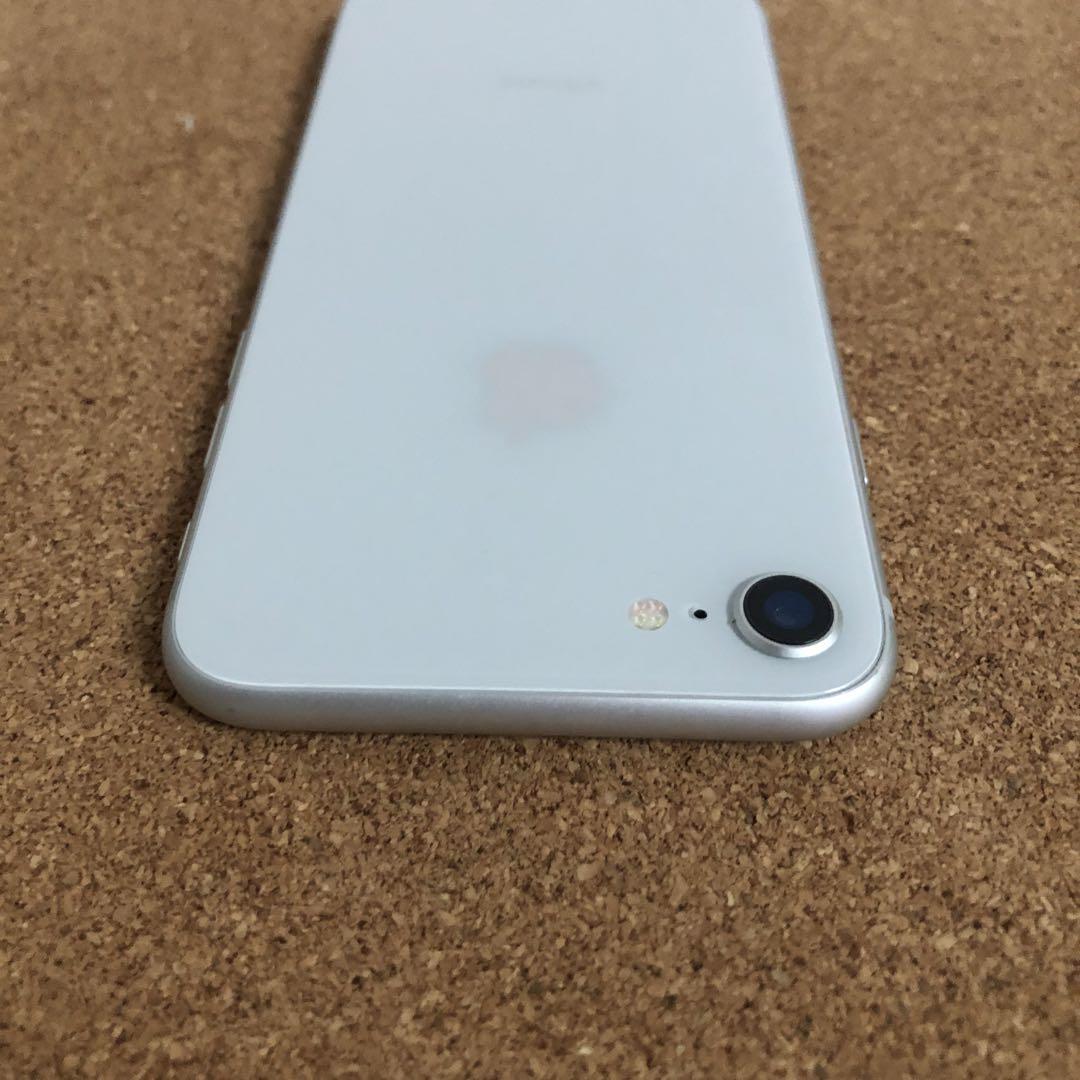 4【早い者勝ち】電池最良好☆iPhone8 64GB SIMフリー☆