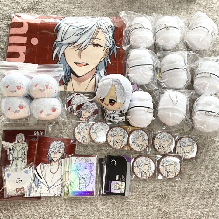 エリオスR エリオスライジングヒーローズ シン アクスタ もちマス 缶バッジ