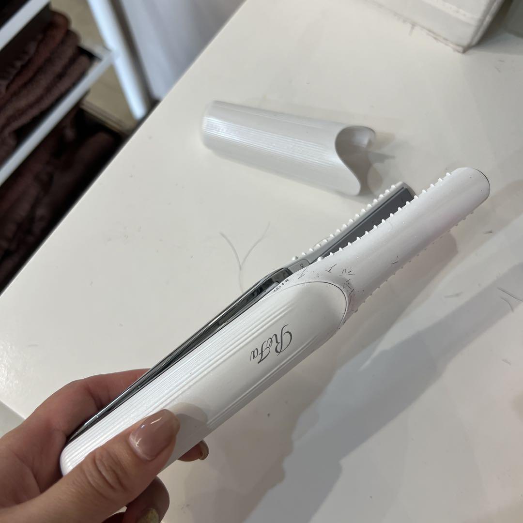 再入荷商品 リファコードレス メルカリ - ストレートヘアアイロン ヘアアイロン