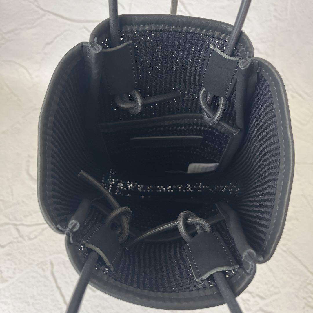 KO　アミアカルヴァ AMIACALVA ブラック編み込みトートバッグ