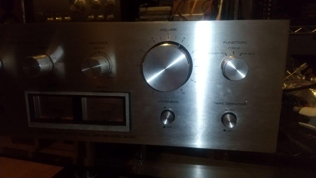 東京芝浦電気 Aurex SB-260 アナログレベルメーター搭載アンプ 東芝 Aurex SB-260 アナログレベルメーター搭載ステレオアンプ