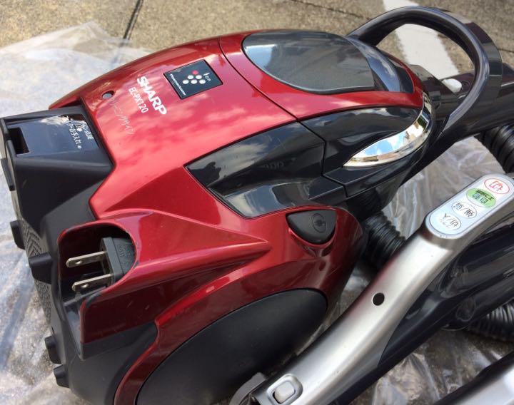 シャープ 2011年 軽量 サイクロン式掃除機 EC-PX120-R 赤黒 シャープ 2011年 軽量 サイクロン式掃除機 EC-PX120-R 赤黒