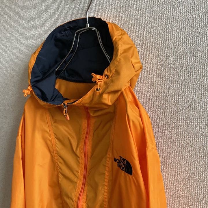 セットアップ ノースフェイス ナイロンジャケット オレンジ×ブルー