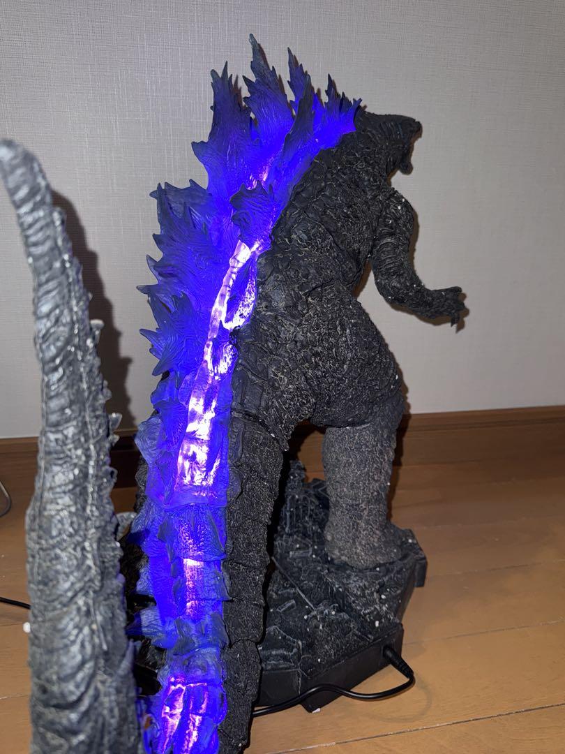 ゴジラ フィギュア