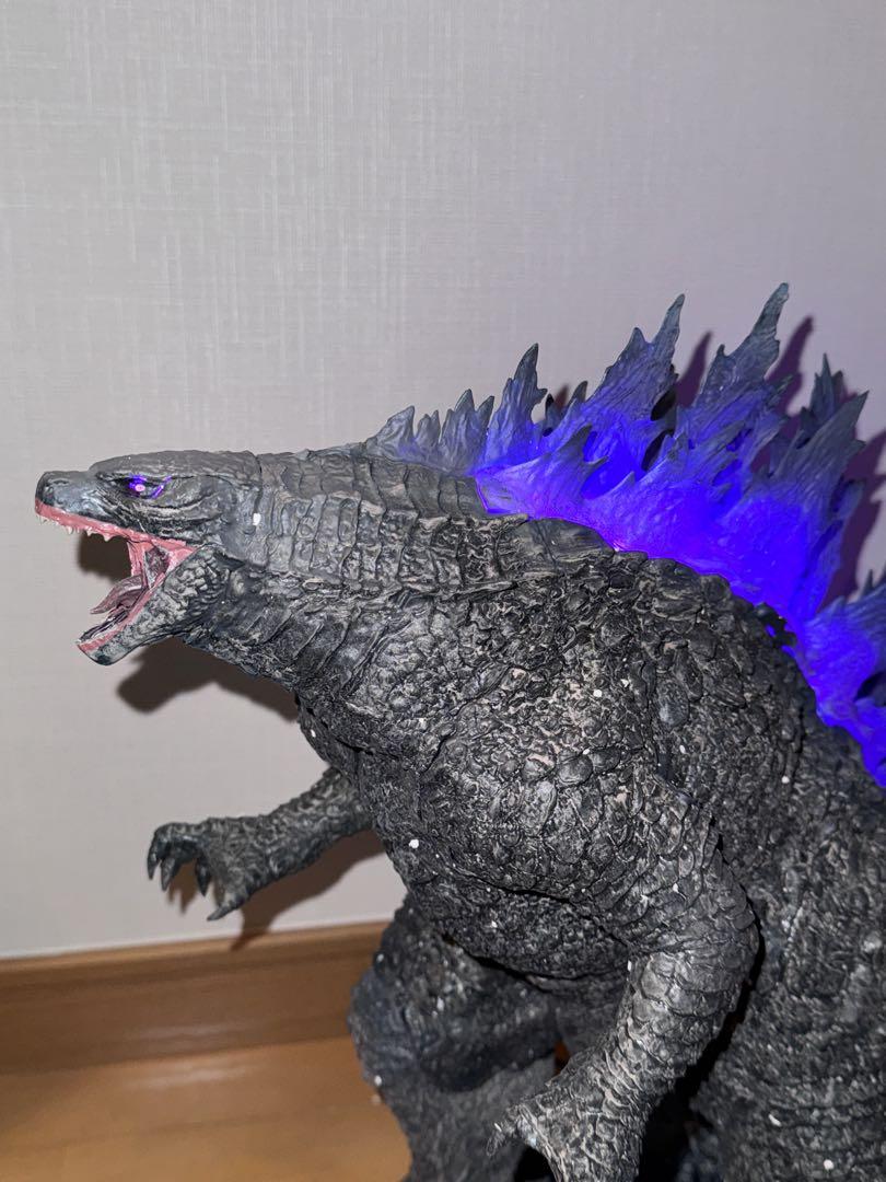 ゴジラ フィギュア