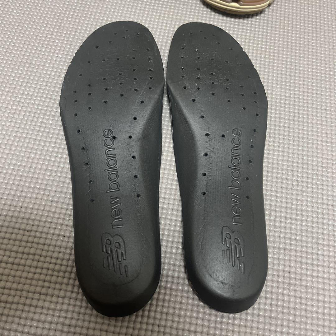 New Balance 2002R GORE-TEX ブラウン