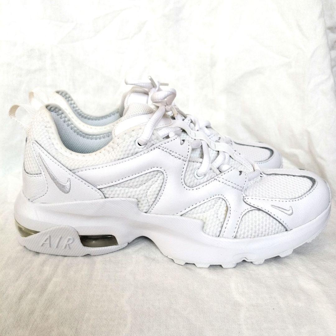 NIKE AIR MAX GRAVITON