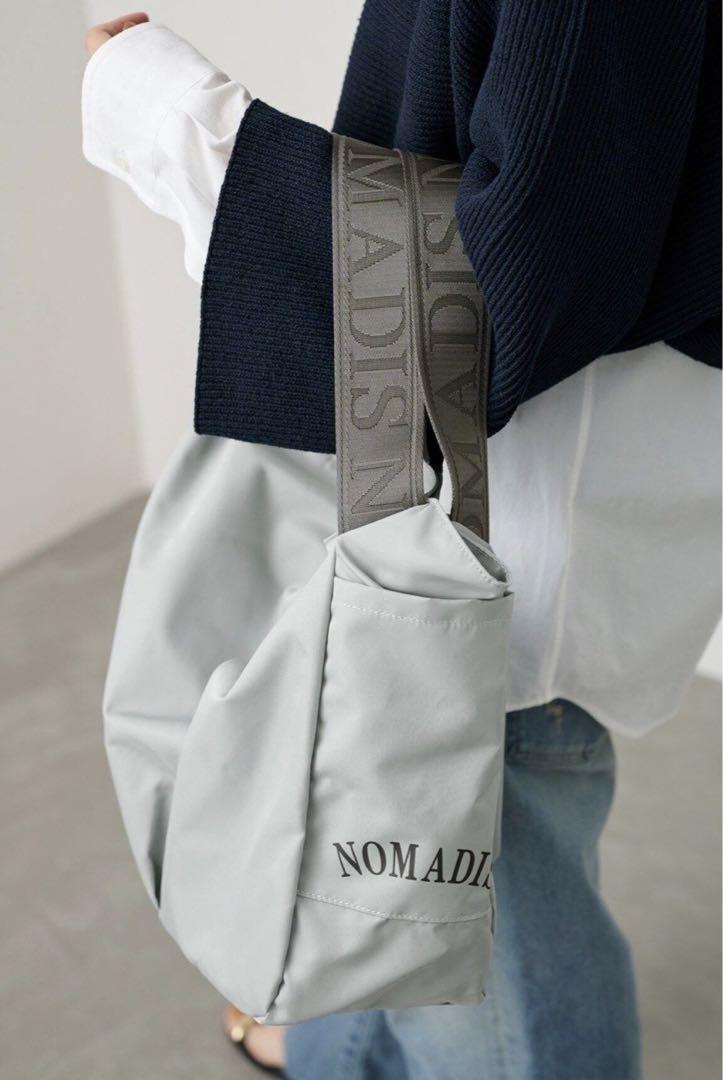 バッグ NOMADIS