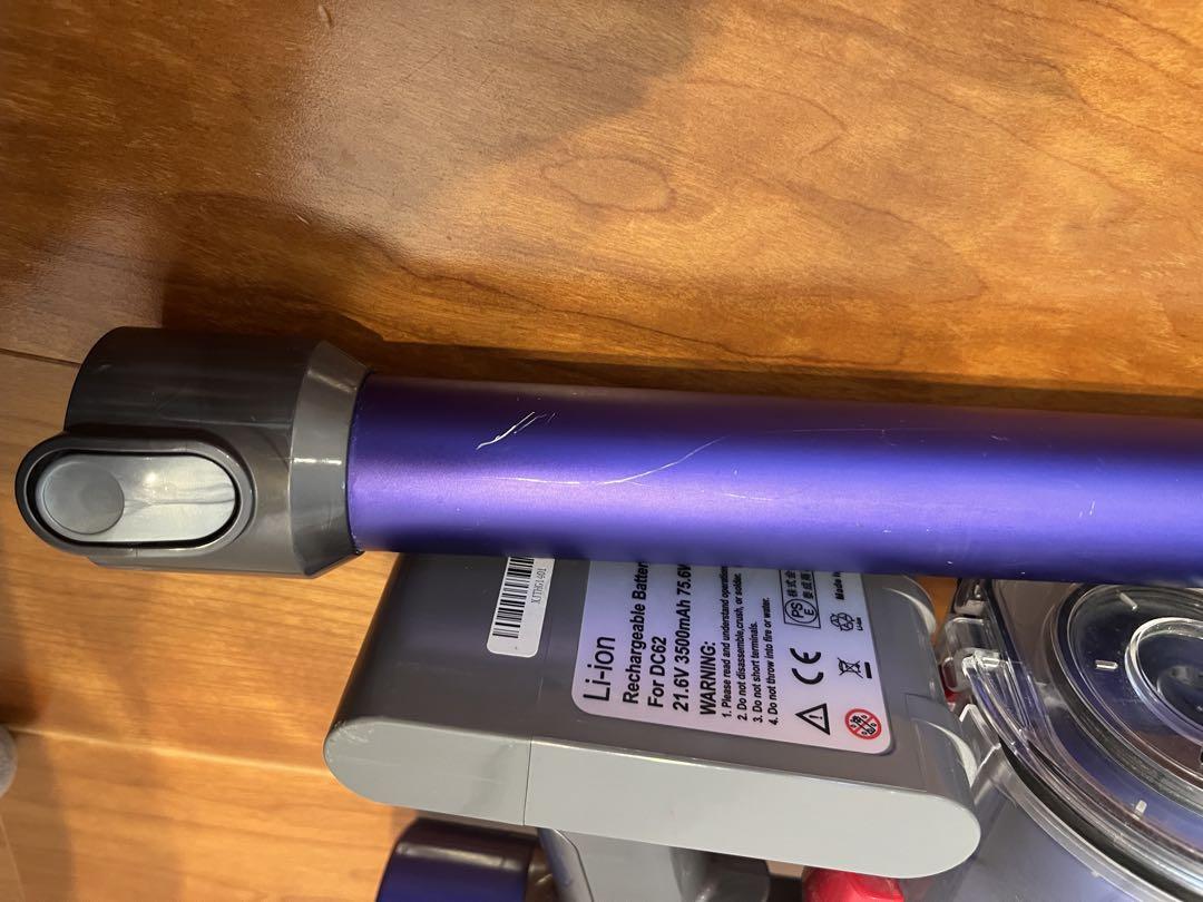 Dyson V6 スティッククリーナー 本体 亀裂あり - メルカリ