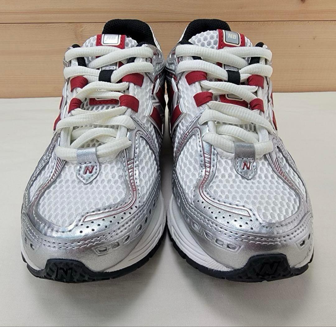 ニューバランス M1906REA シルバー/レッド 23㎝