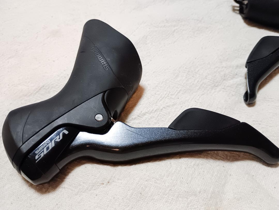 SHIMANO（シマノ）「SORA」ST-R3000 左右セット (2×9S)