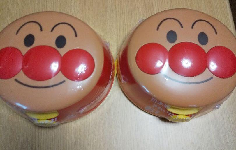 660円 【66%OFF!】 アンパンマン おしりふきケース2個セット 新品未開封60枚入り