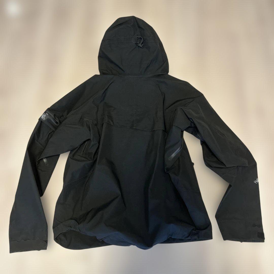 NIKE AS M NRG OFF-WHITE JACKET 2 BLACK NIKE AS M NRG OFF-WHITE JACKET 2 BLACK