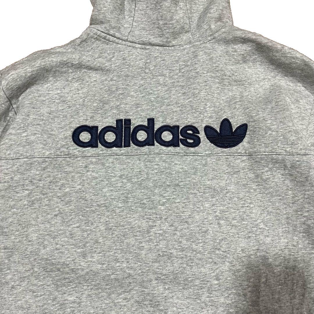 【海外輸入】adidas パーカー グレー L フード付 バックプリントあり