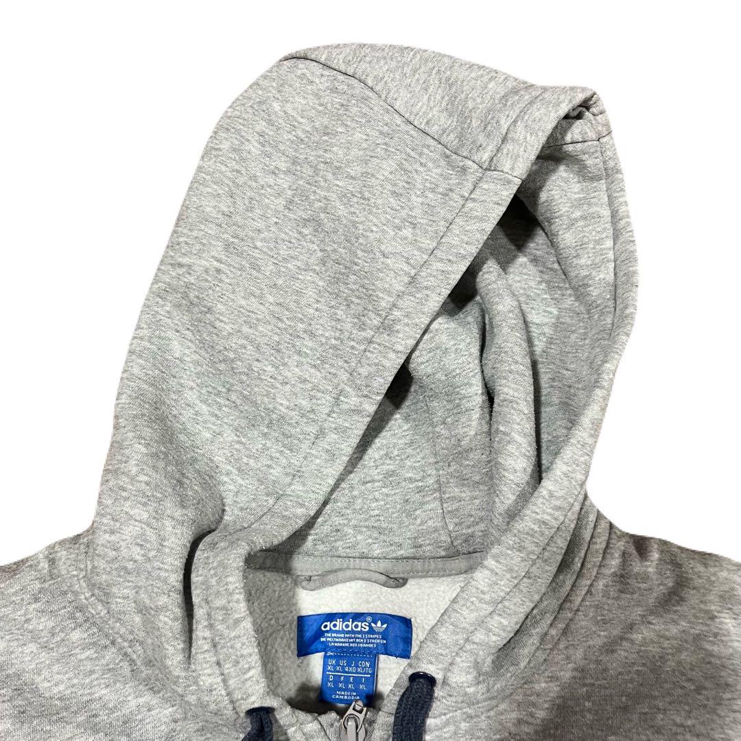 【海外輸入】adidas パーカー グレー L フード付 バックプリントあり