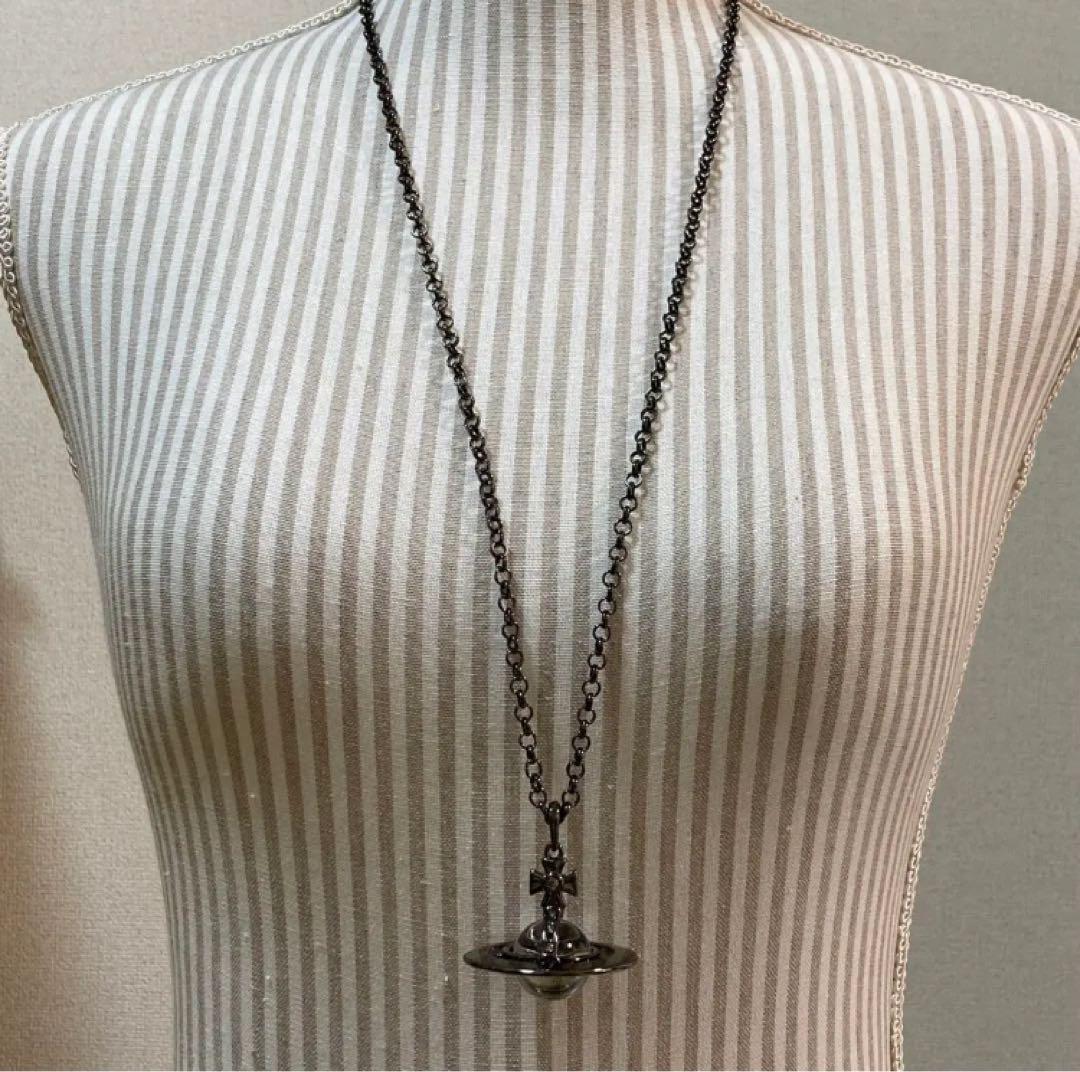 Vivienne Westwood スモールオーブネックレス　ガンメタ Vivienne Westwood スモールオーブネックレス ガンメタ