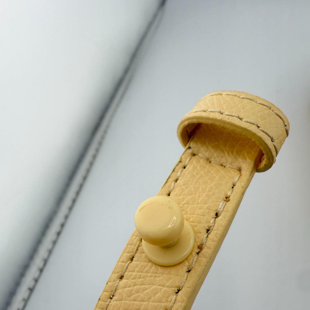 ✨希少色未使用品✨ FURLA フルラ タッセル　ショルダーバッグ　ミニ