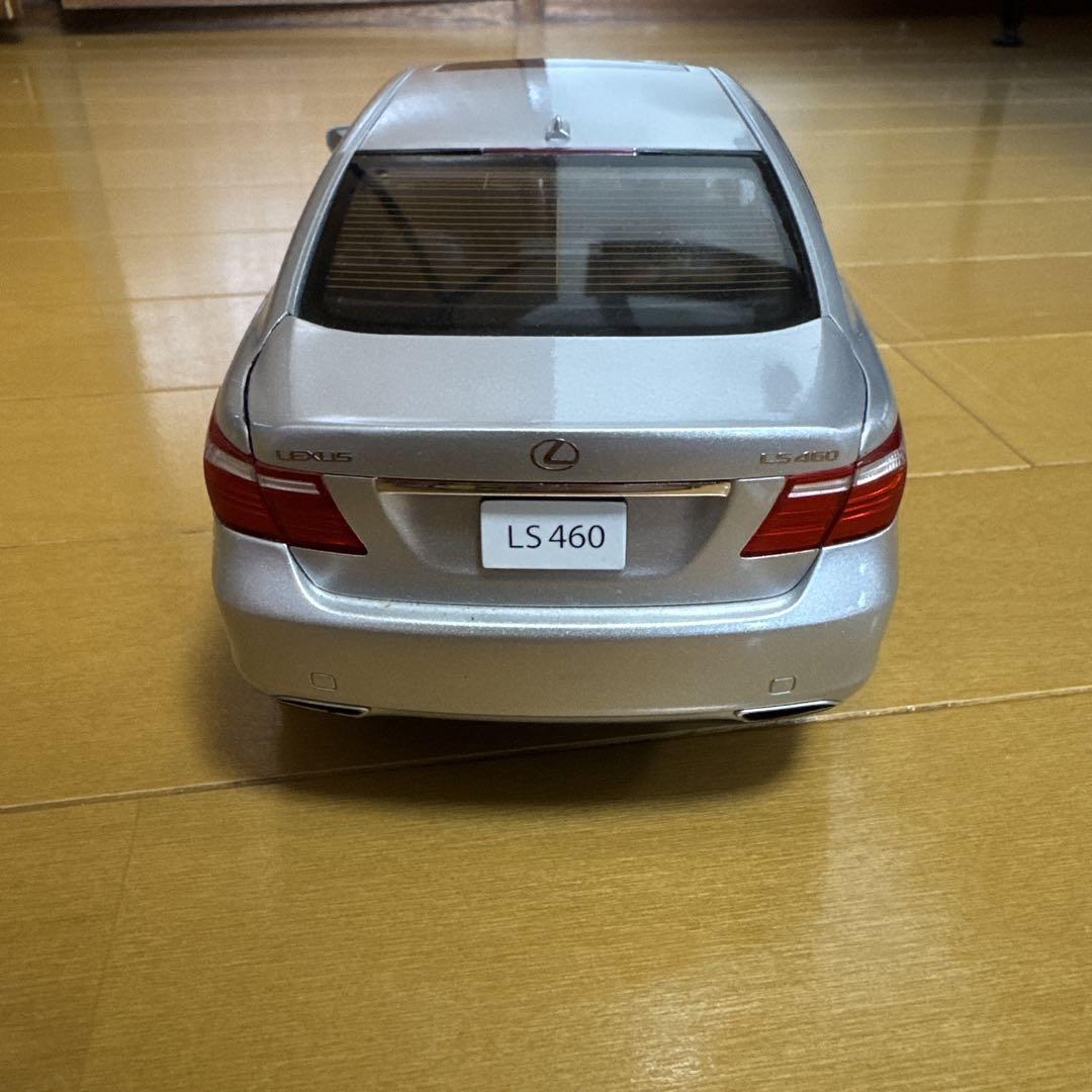 NOREV LEXUS LS 460 1/18 ミニカー
