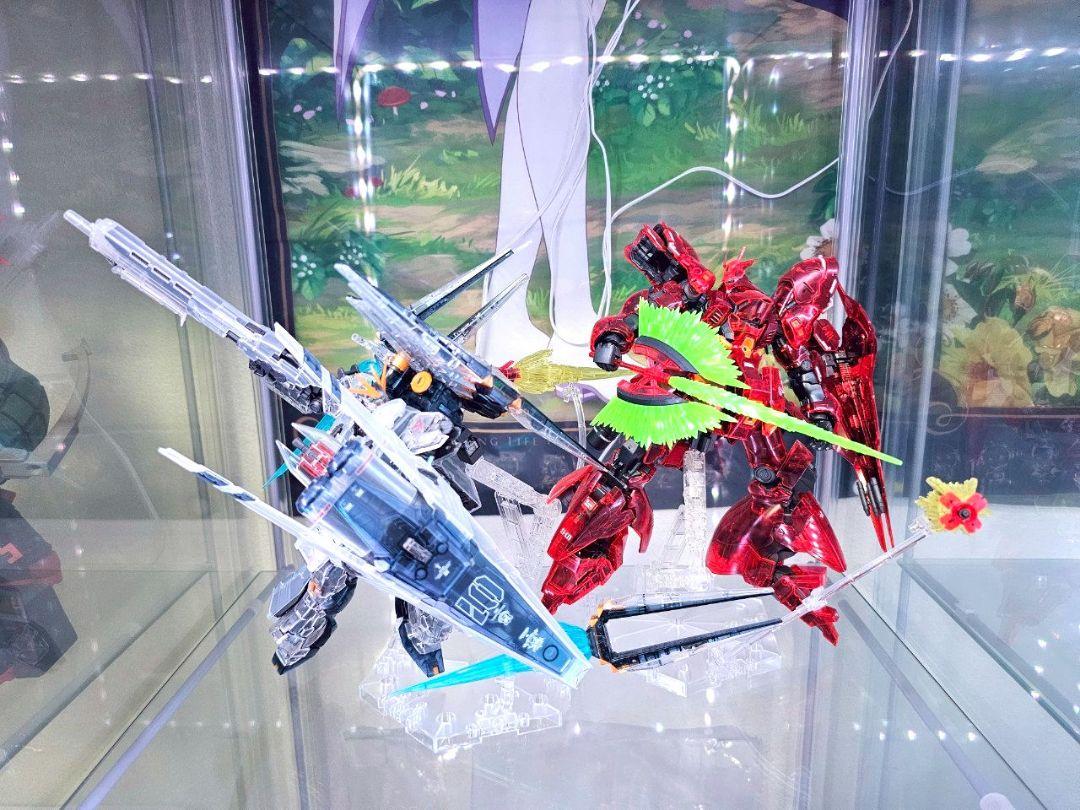 RG νガンダムHWS &サザビー クリアカラーverセット 完成品