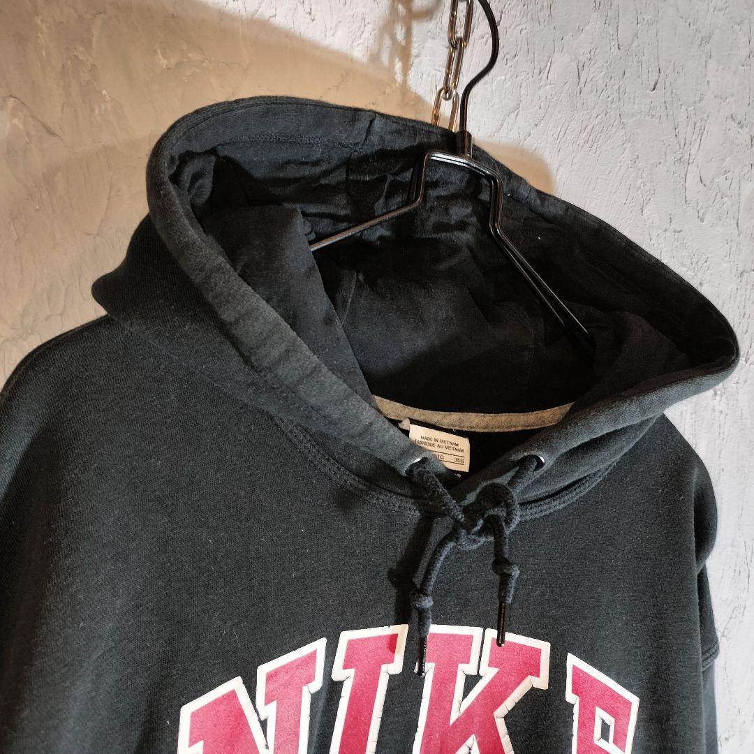 NIKE ナイキ ビッグロゴ スウェットパーカー プルオーバー フーディー 古着 NIKE ナイキ ビッグロゴ スウェットパーカー プルオーバー フーディー 古着