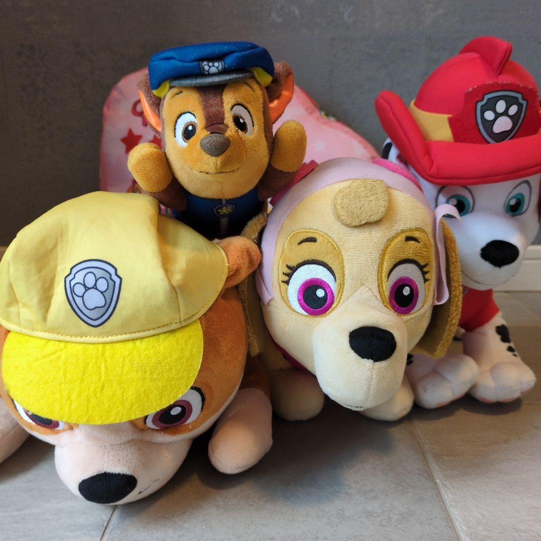 【パウパトロール】ぬいぐるみ　タグなし パウ・パトロール／ ぬいぐるみS／チェイスver.｜商品情報