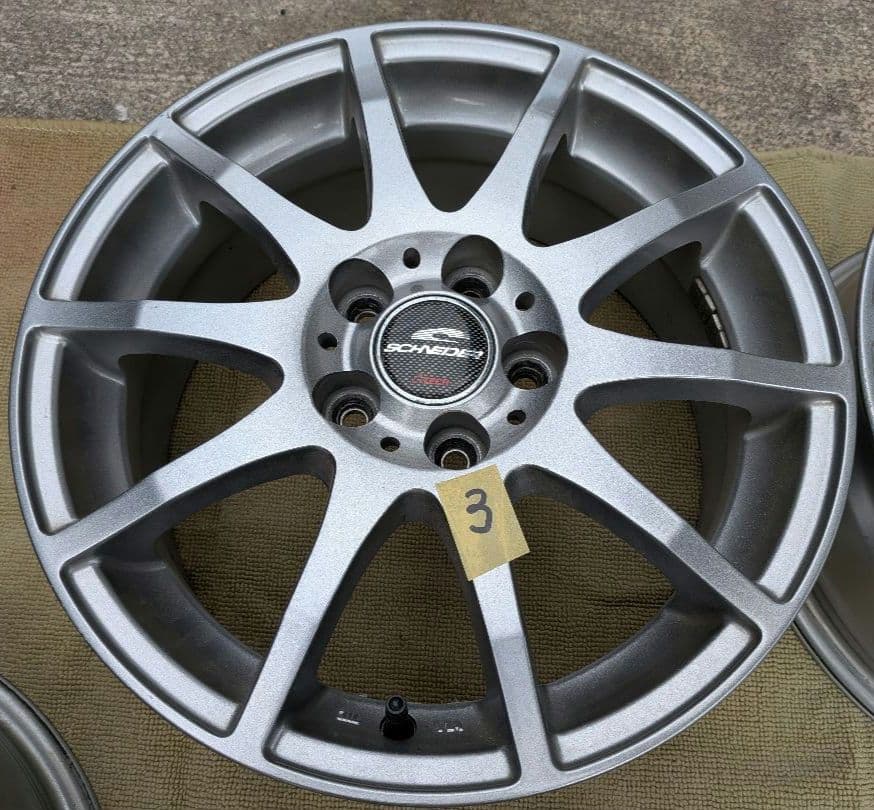 A-TECH　シュナイザー　15インチ　PCD100　5穴　プリウス等 A-TECH シュナイザー 15インチ PCD100 5穴 プリウス等