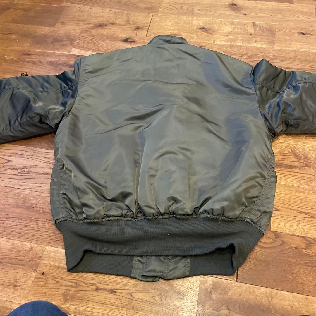 Alpha Industries MA-1 フライトジャケット オリーブグリーン Alpha Industries MA オリーブグリーン