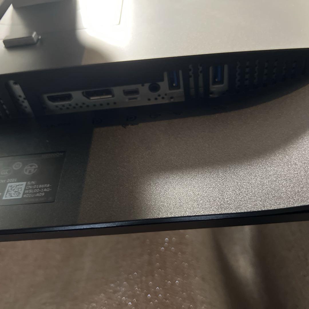 Dell U2720QM 4Kモニター