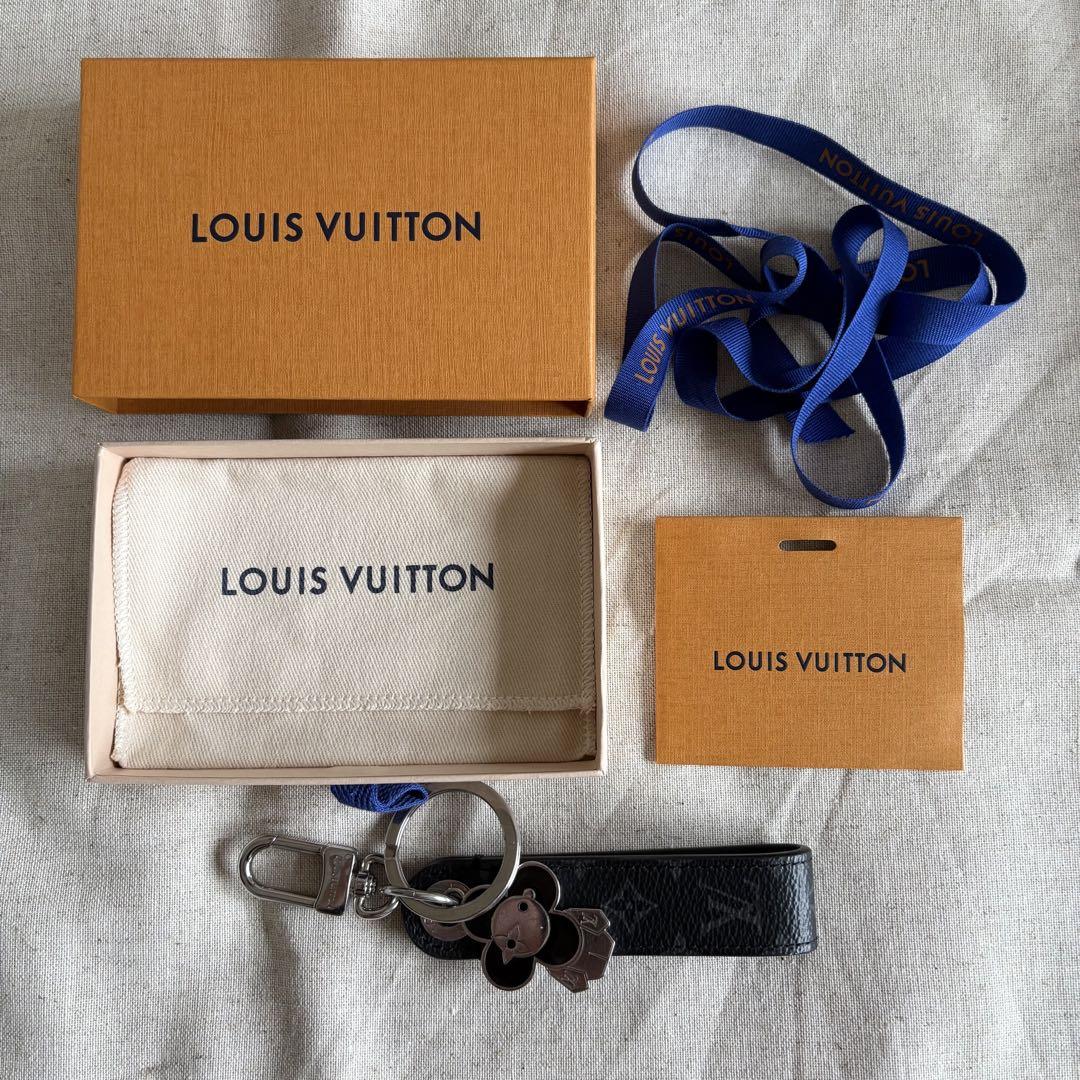 ルイヴィトン ☆ キーホルダー LV ドラゴンヌ ヴィヴィエンヌ