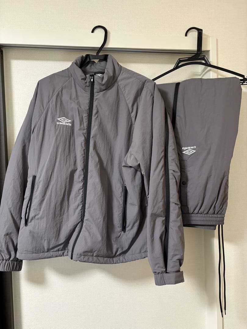 【UMBRO x BELPER xM】PADDED TRACK JACKET