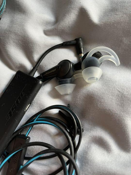 限定SALE得価 Bose イヤホンQuietComfort 4Tcda-m33808737451 新作入荷人気