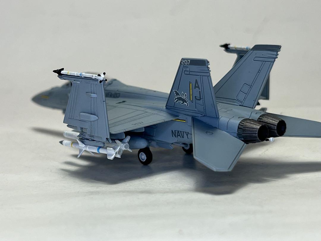 ドラゴン  1/144  F/A-18F/G  （完成品 4機）