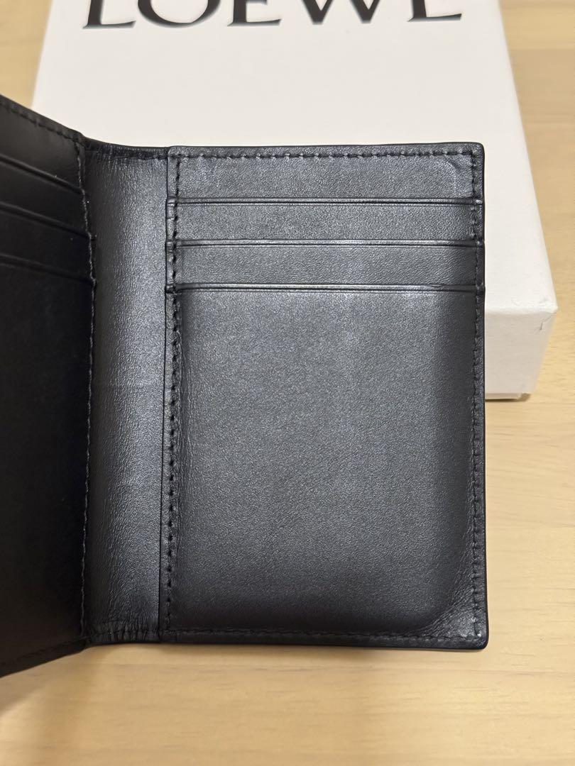 LOEWE 二つ折りカードケース　黒 レザー
