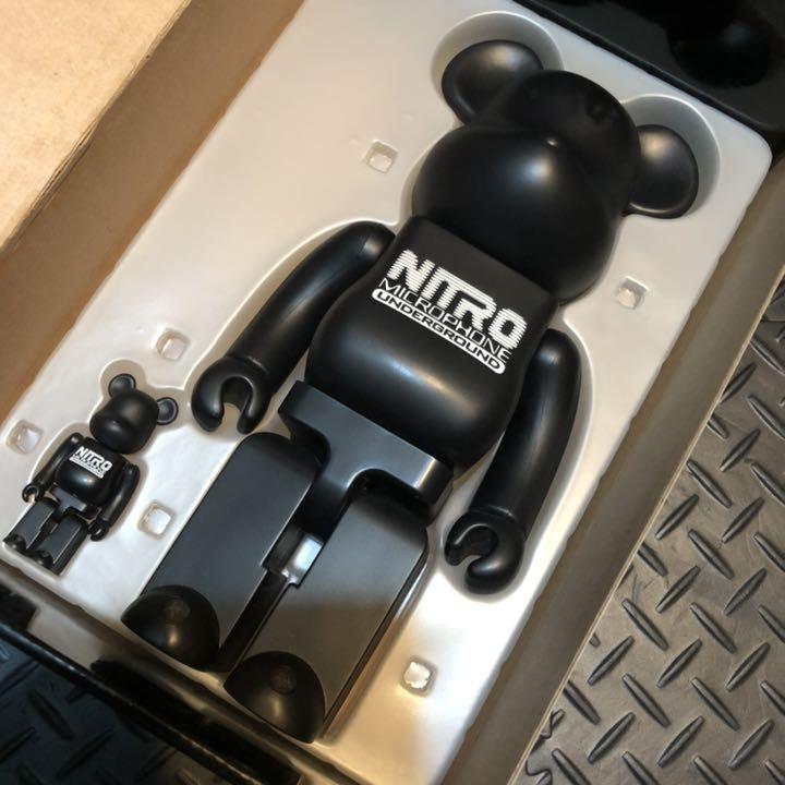 BE@RBRICK ベアブリック400%と100% BE@RBRICK ベアブリック400%と100%